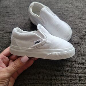 Vans White Slip On Flats Size 5